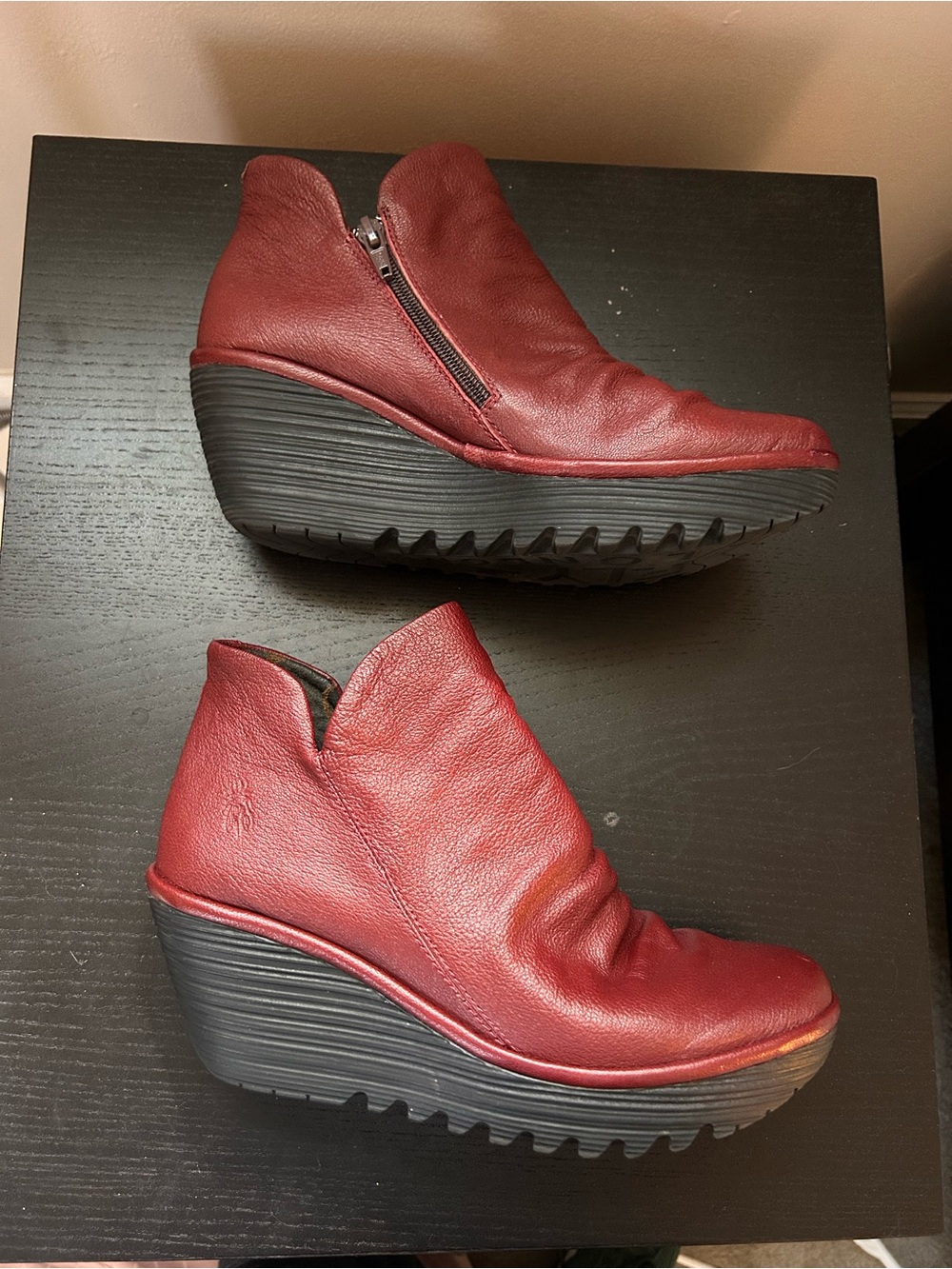 FLY LONDON YIP BURGUNDY RED LEATHER ANKLE BOOTS SIZE 40 (US 9-9.5)